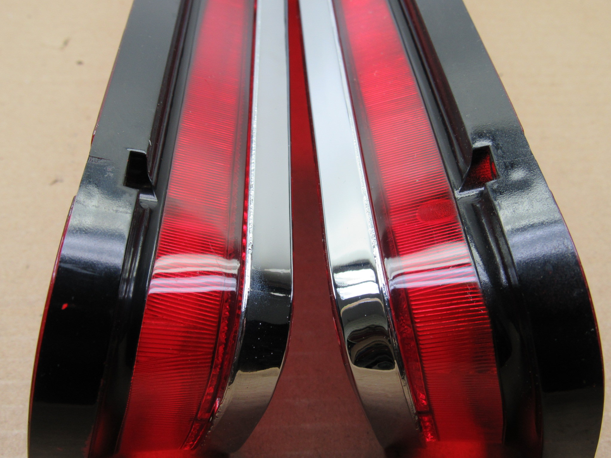 Tail Lamp Lens and Gasket Pkg# 3620798 / 3620799 - Pair - Dodge Charger SE - 1972 - NOS - SHIPS FREE TO LOWER 48 - Image 5