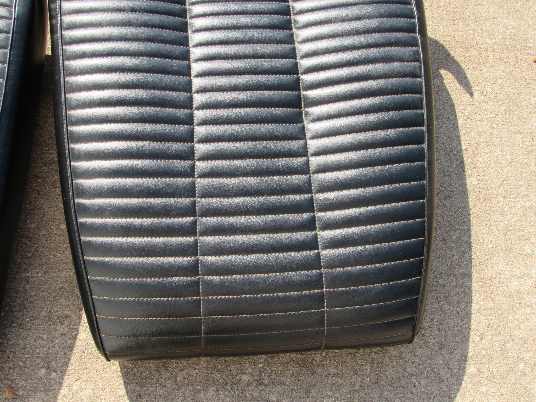 Front Bucket Seat Pkg# 2577743 - Pair - Dodge Charger - 1966 - USED - SHIPS FREE TO LOWER 48 - Image 22