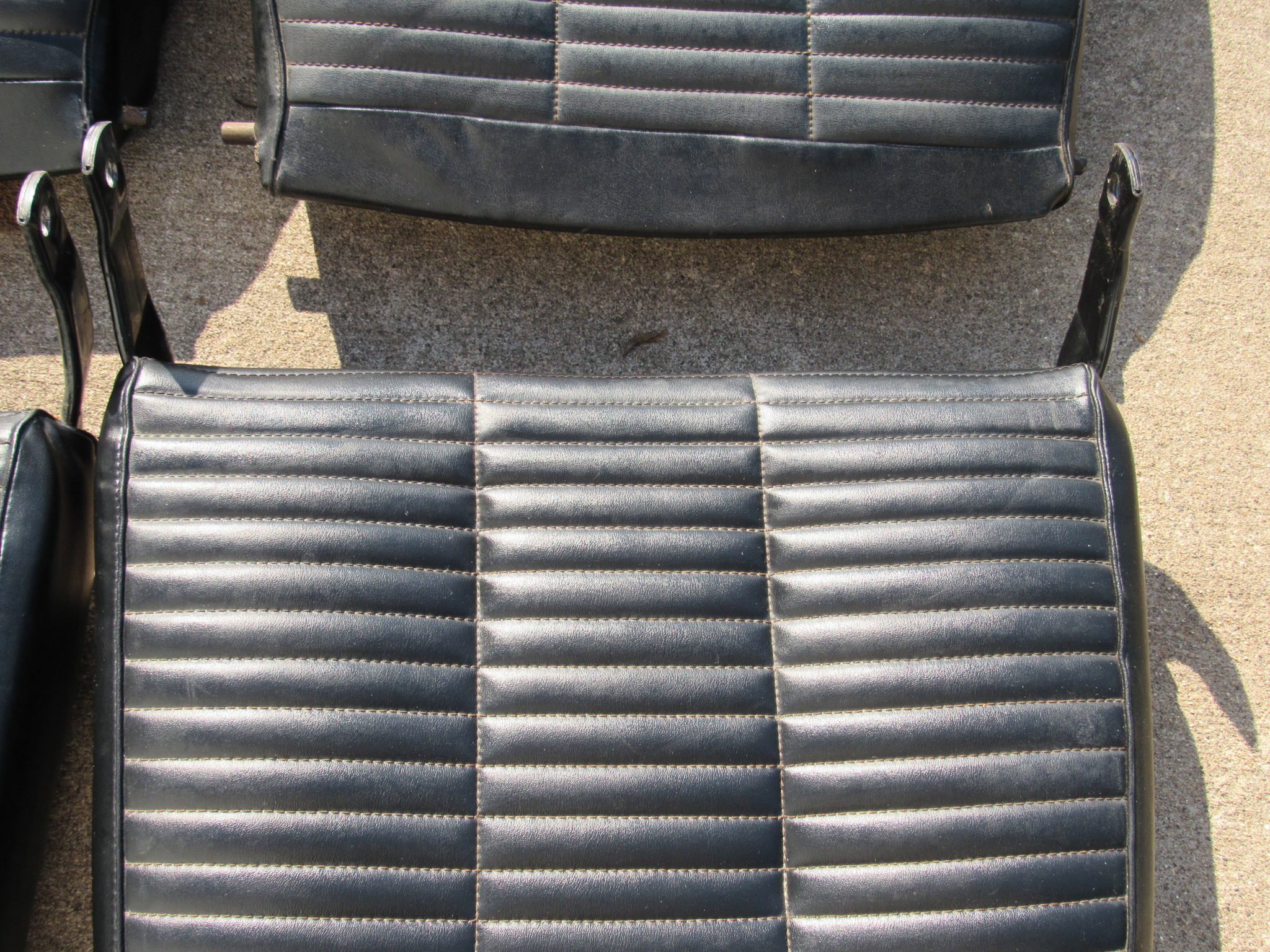 Front Bucket Seat Pkg# 2577743 - Pair - Dodge Charger - 1966 - USED - SHIPS FREE TO LOWER 48 - Image 21