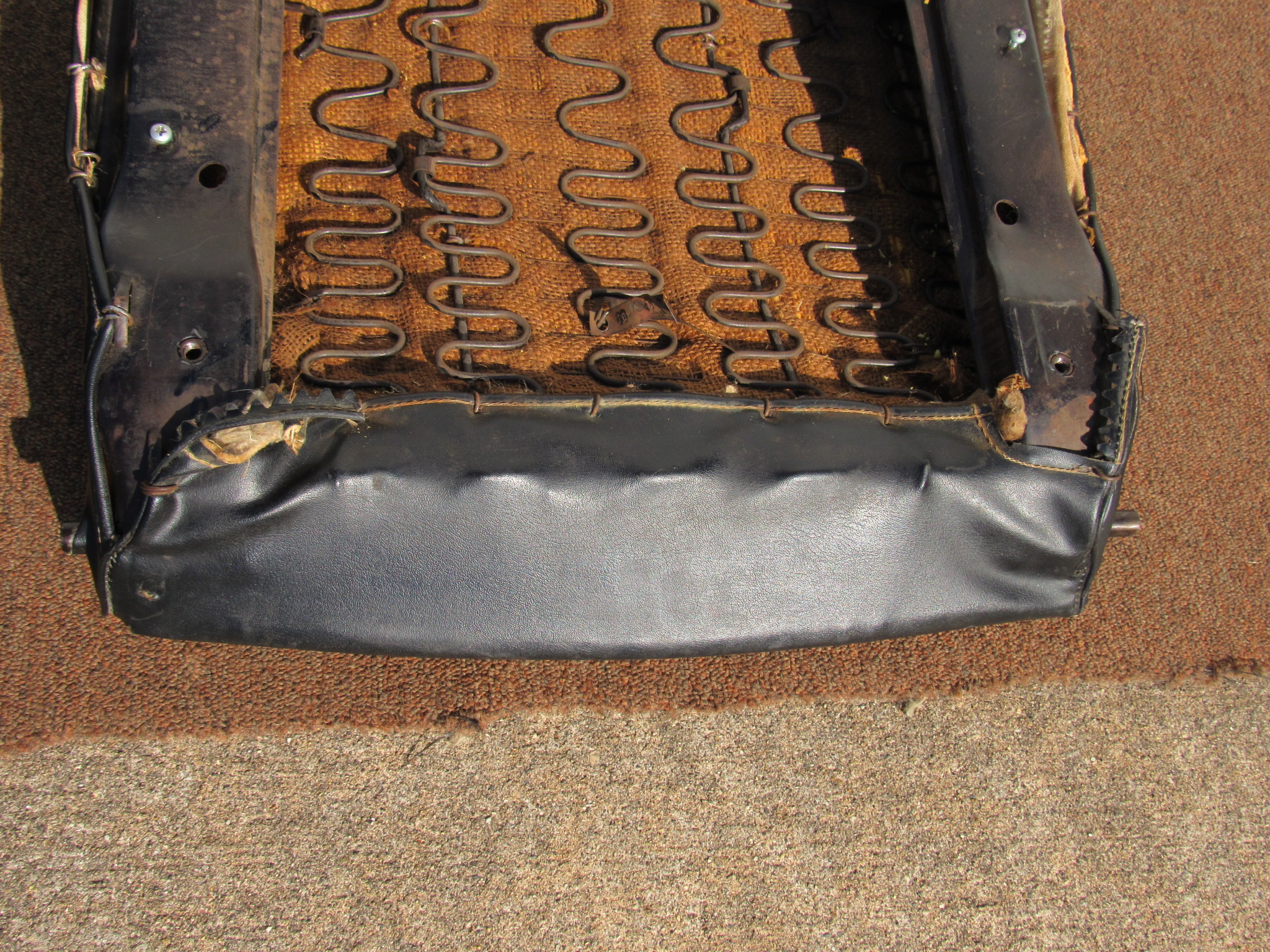 Front Bucket Seat Pkg# 2577743 - Pair - Dodge Charger - 1966 - USED - SHIPS FREE TO LOWER 48 - Image 3