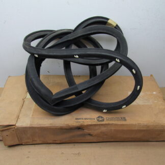 Rear Door Weatherstrip Pkg# 2664004 - RH - Plymouth Fury - 4 Door - 1966-68 - NOS - SHIPS FREE TO LOWER 48