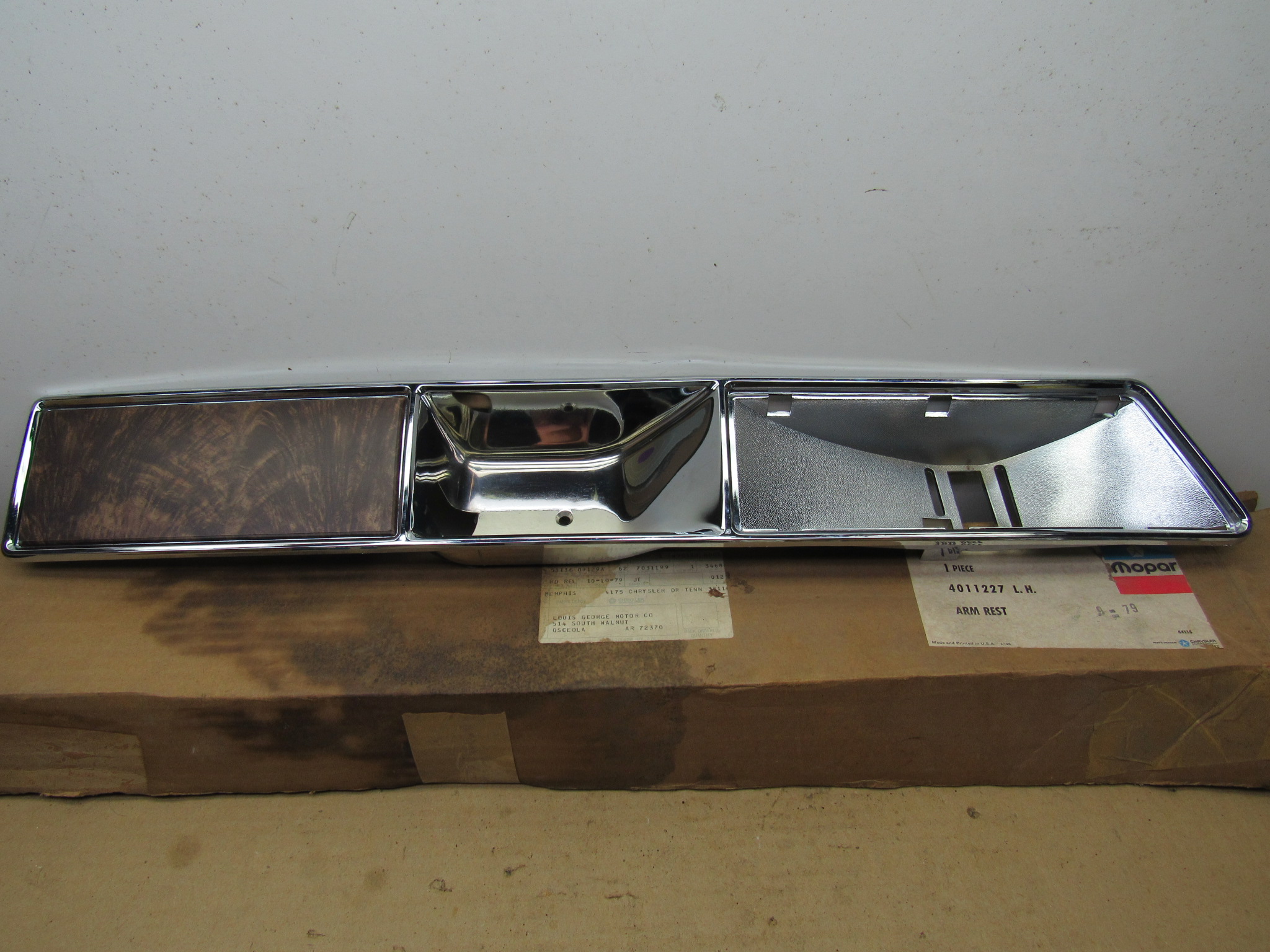 Front Door Armrest Bezel Assy# 4011227 - LH - Chrysler New Yorker - 1979-81 - NOS - SHIPS FREE TO LOWER 48