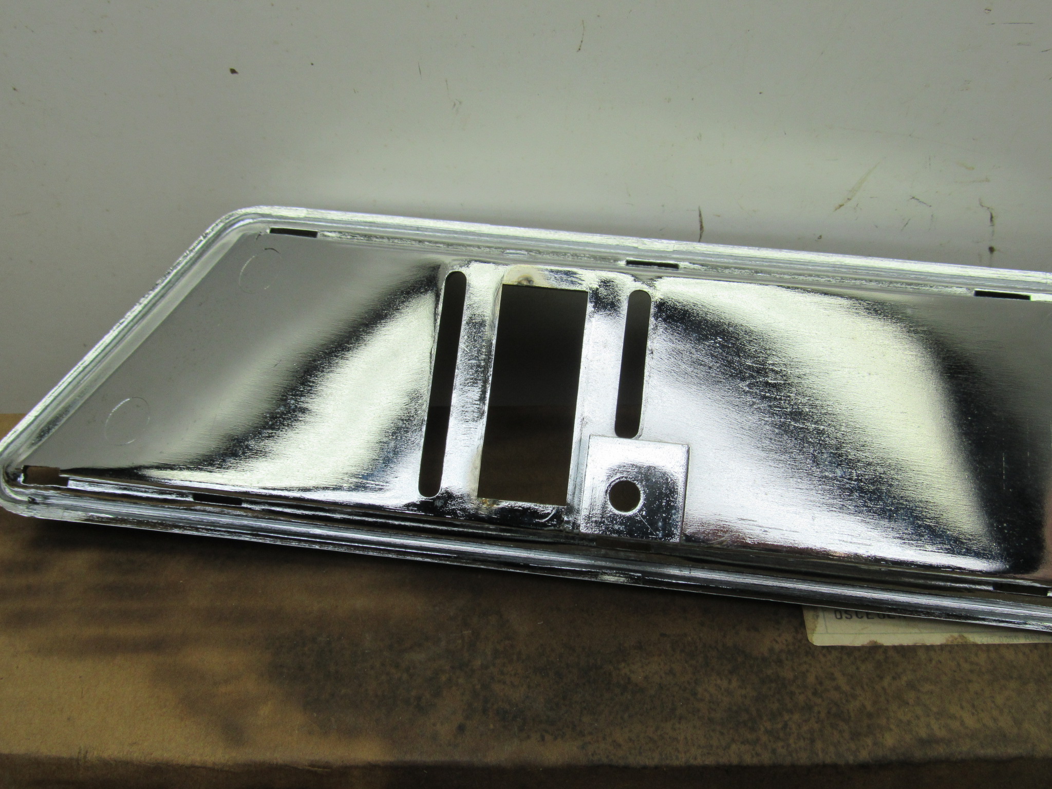 Front Door Armrest Bezel Assy# 4011227 - LH - Chrysler New Yorker - 1979-81 - NOS - SHIPS FREE TO LOWER 48 - Image 3