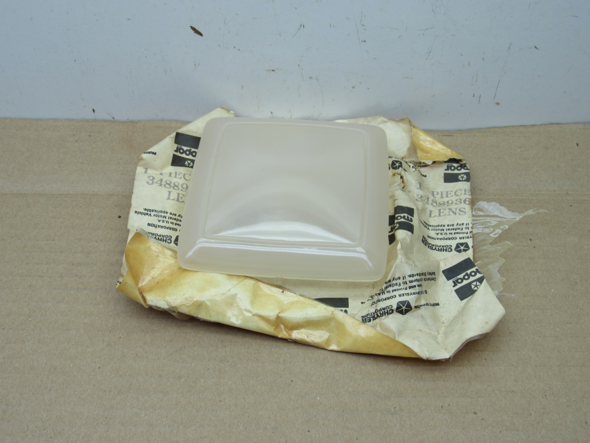 Dome Lamp Lens# 3488936 - Dodge - Plymouth - Chrysler - Passenger Car - 1976-93 - Dodge Truck - Club Cab - 1979-87 - NOS - SHIPS FREE TO LOWER 48