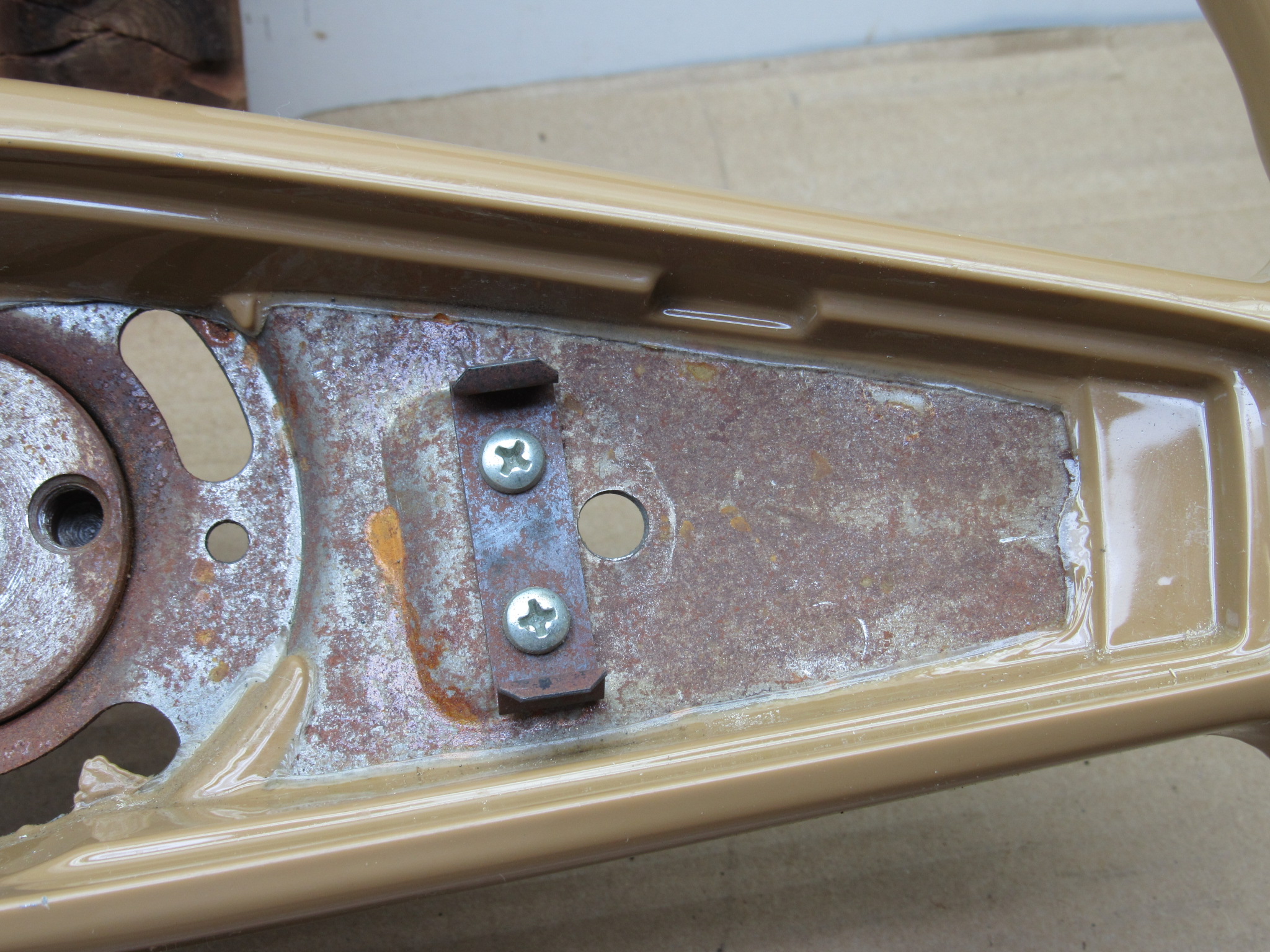 Steering Wheel# P027RU7 - Tan - 2 Spoke - C - F - M - R - Body - 1977-80 - NOS - SHIPS FREE TO LOWER 48 - Image 20