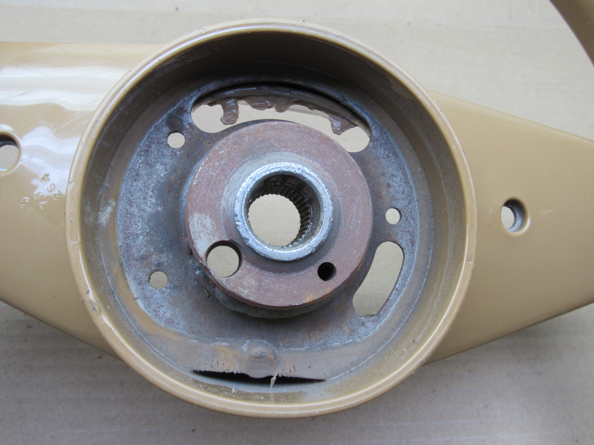 Steering Wheel# P027RU7 - Tan - 2 Spoke - C - F - M - R - Body - 1977-80 - NOS - SHIPS FREE TO LOWER 48 - Image 9