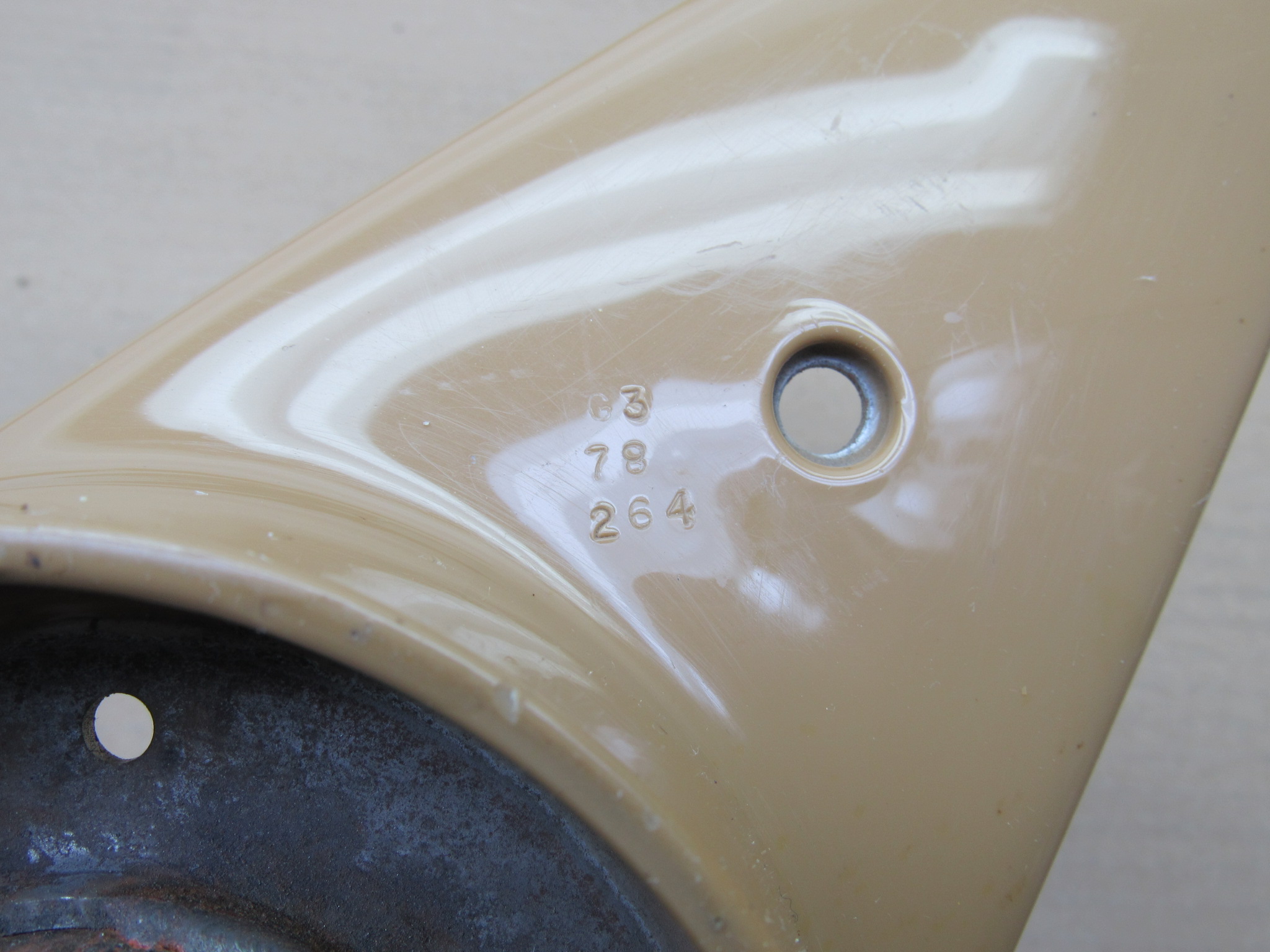 Steering Wheel# P027RU7 - Tan - 2 Spoke - C - F - M - R - Body - 1977-80 - NOS - SHIPS FREE TO LOWER 48 - Image 7