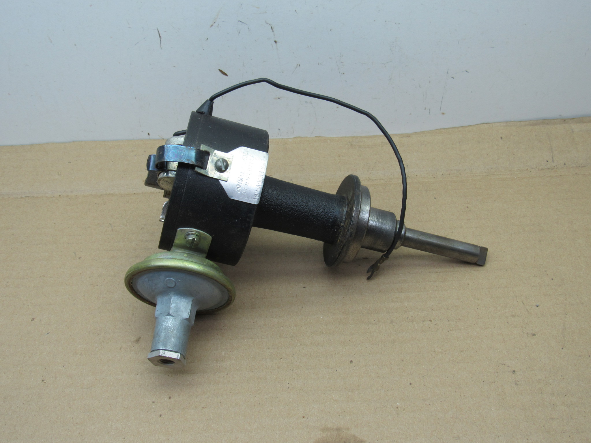Ignition Distributor# 2186320 / IBP-4003LS - Single Point - Prestolite - Dodge - Plymouth - 318 V8 - 1960 - NOS - SHIPS FREE TO LOWER 48