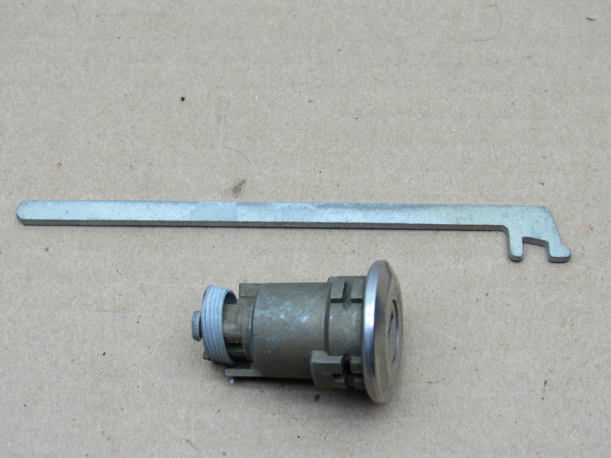 Deck Lid Lock Cylinder and Key Pkg# 2162613 - A - B - C - Body - Chrysler - 1963-64 - NOS - SHIPS FREE TO LOWER 48 - Image 5