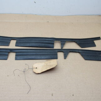 Front Fender Welt# 1784574 - Pair - Dodge Truck - CT 500-1000 - 1960-75 - NOS - SHIPS FREE TO LOWER 48